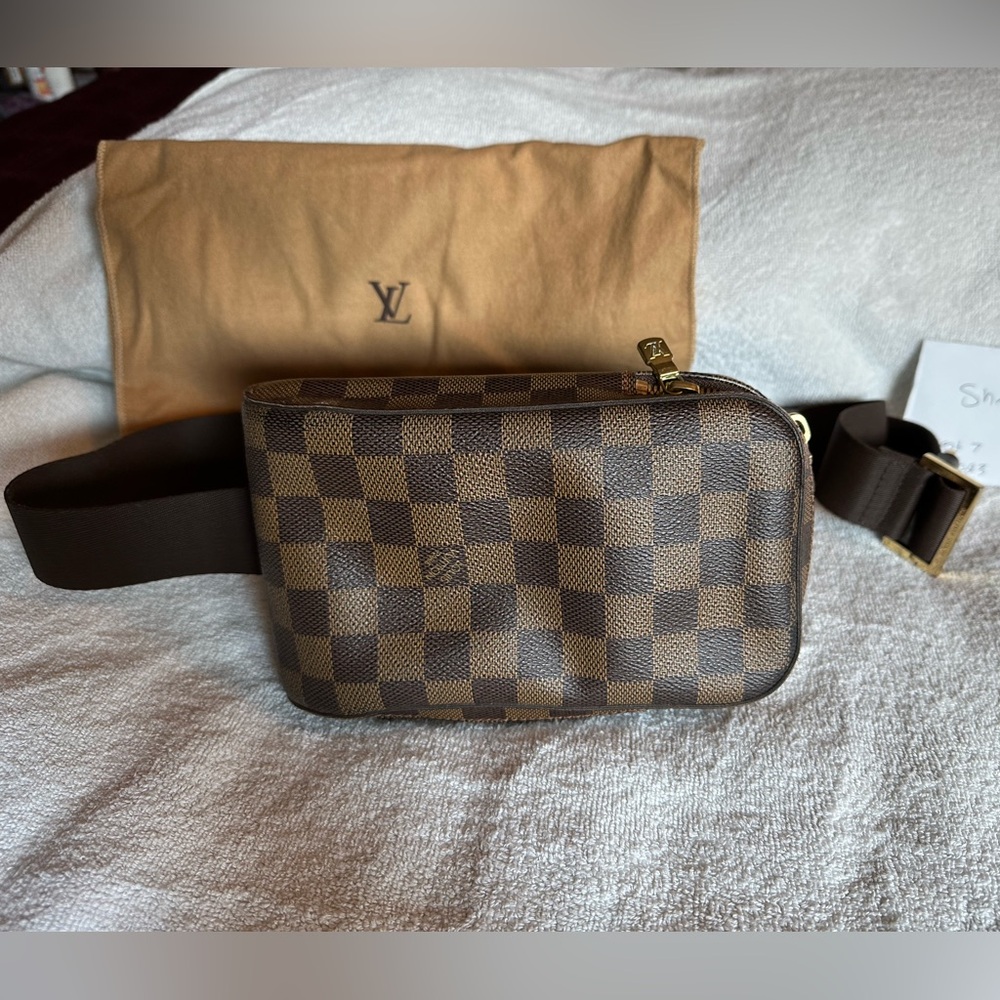 Louis Vuitton Geronimos Cross body sling bag